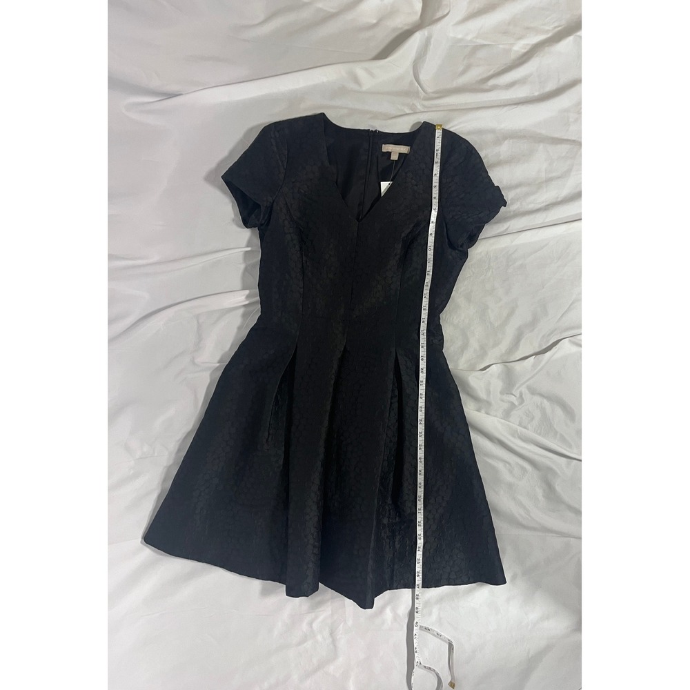 NWT Banana Republic Black Textured Fit & Flare Dress Size 8 Pockets Holiday - Picture 9 of 9